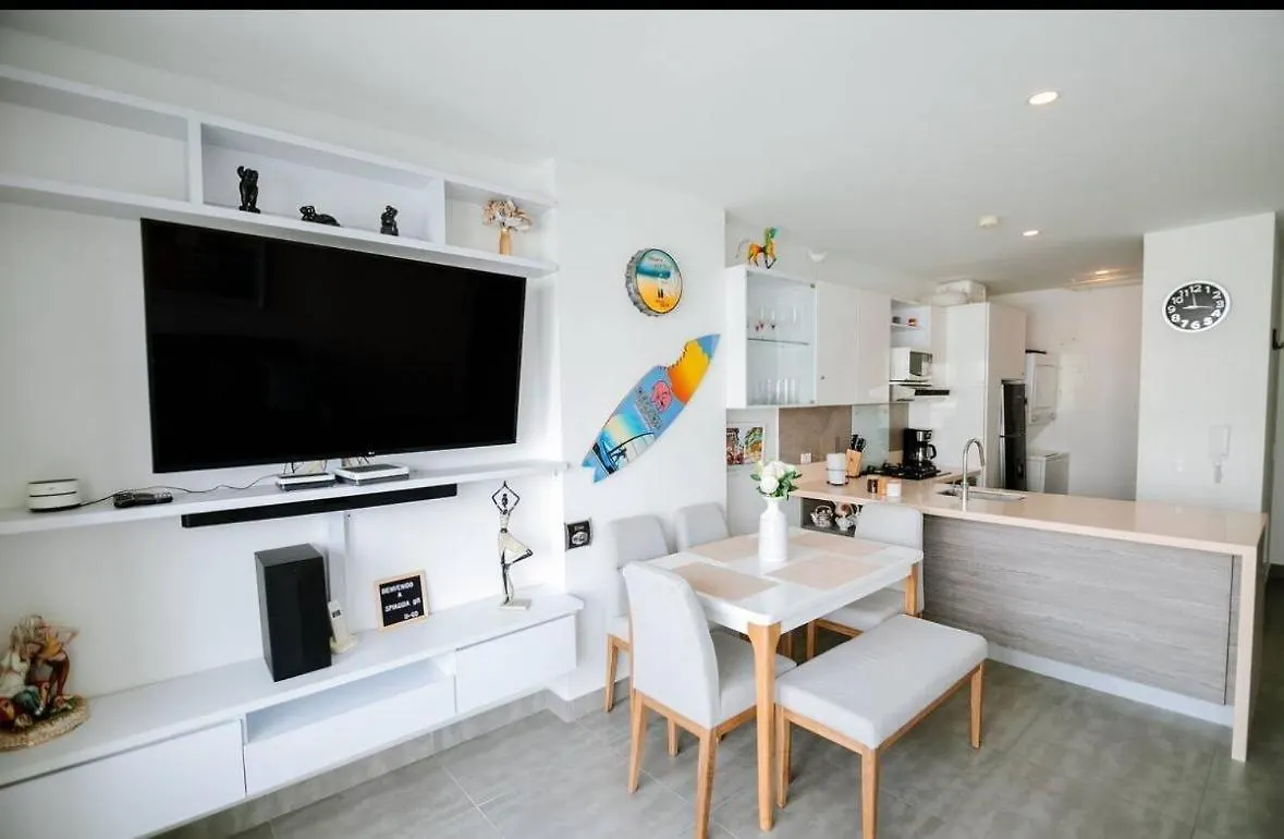 Apartamento Con Salida Privada A La Playa En Morros, Cartagena Apartment