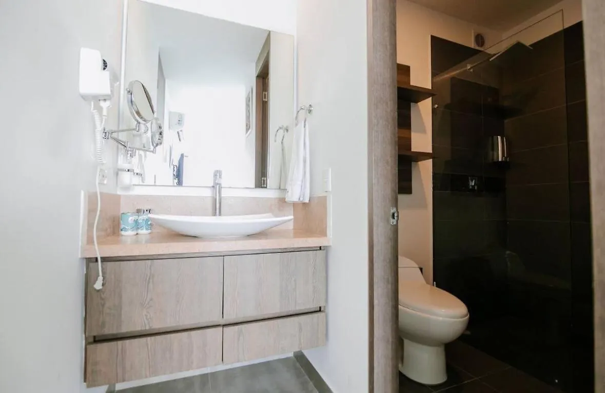 Apartamento Con Salida Privada A La Playa En Morros, Cartagena Colombia